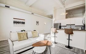 Cozysuites - 2Br With Direct Skybridge Access #5
